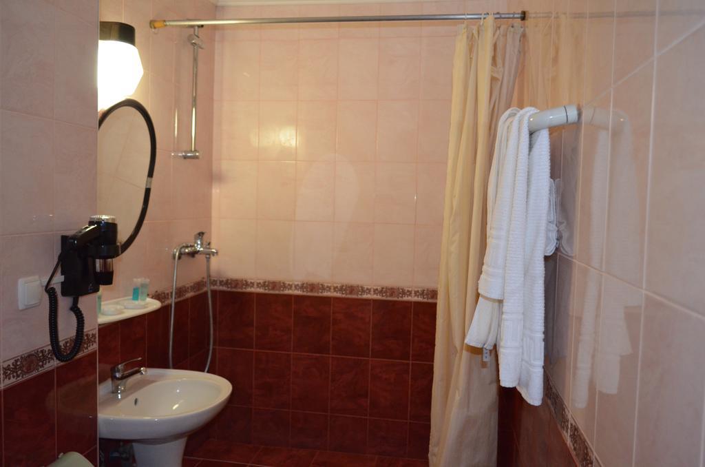 Hotel Cooperator Κίεβο Εξωτερικό φωτογραφία